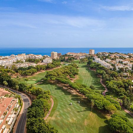 Fabulous Golf Front Apartment With Pool And Seaview เบนัลมาเดนา ภายนอก รูปภาพ